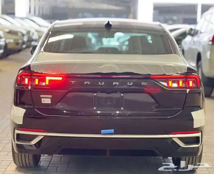 فورد امبيانتي وتريند وتيتانيوم 2026 6