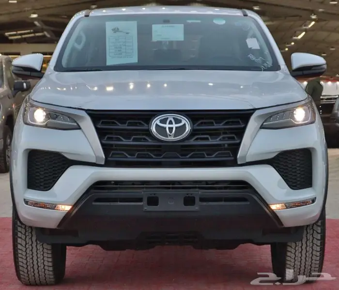 تويوتا فورشنر V4 بنزين دبل وبدون دبل عروض مبيعات بنوك2025 3