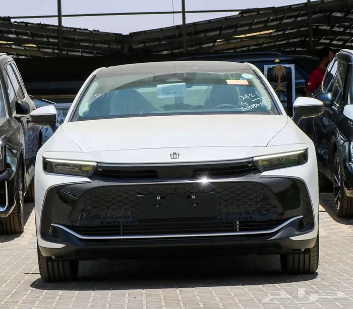 تويوتا كراون بريميوم موديل 2025 كاش واقساط باقل سعر 2