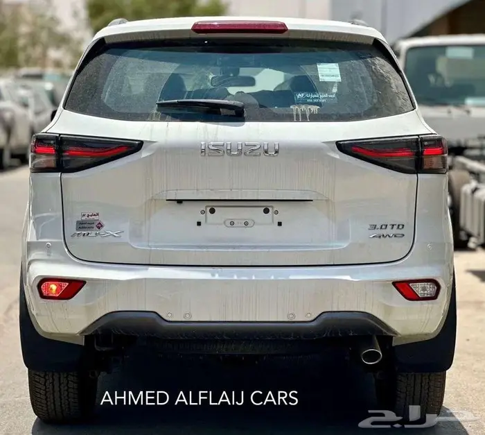 ايسوزو ام يو اكس2024 فل كامل( دبل ) بالنقد والتقسيط 8