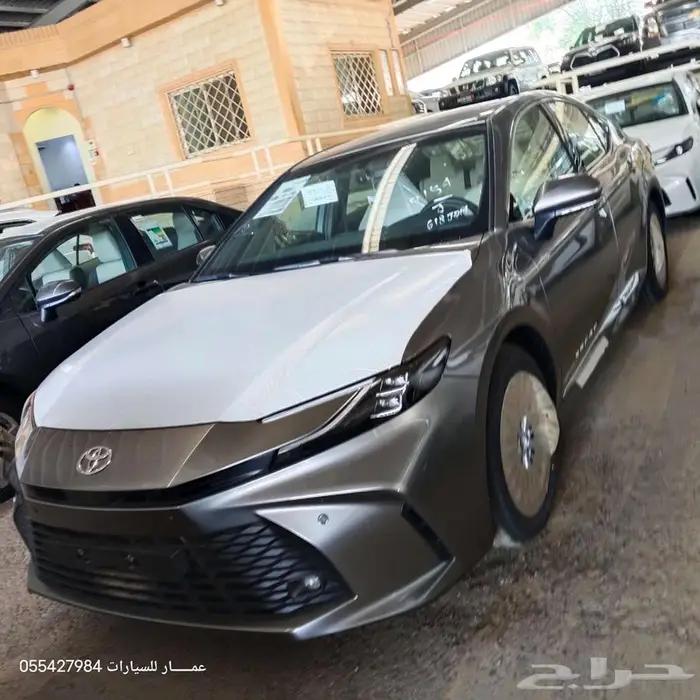 تويوتا كامري LE بنزين 2025 3