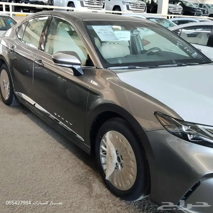 تويوتا كامري LE بنزين 2025 2