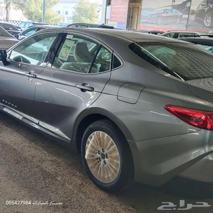 تويوتا كامري LE بنزين 2025 13