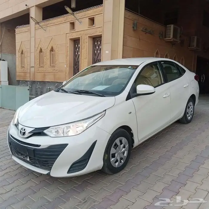 تويوتا يارس 2019 1