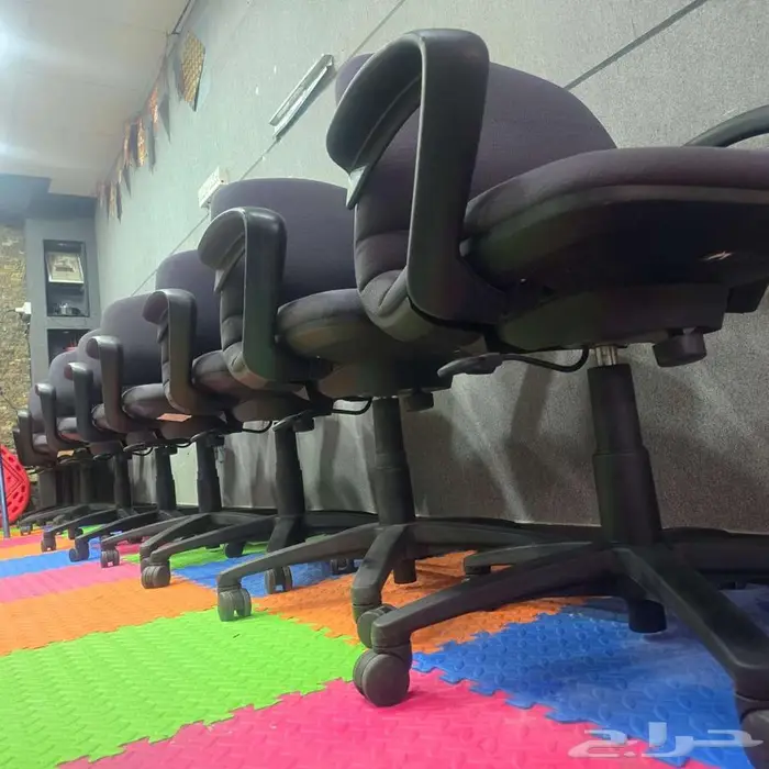 كراسي مكتبية فاخرة ومريحه جددا 11