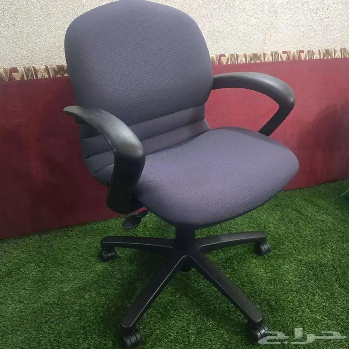 كراسي مكتبية فاخرة ومريحه جددا 0