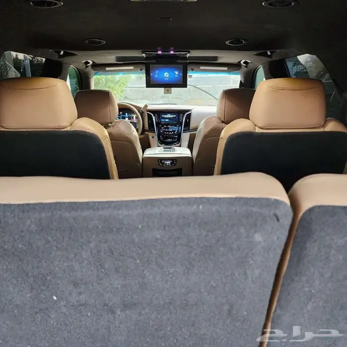 كاديلك اسكاليد بلاتينيوم 2020 فل كامل بحاله ممتازه 28