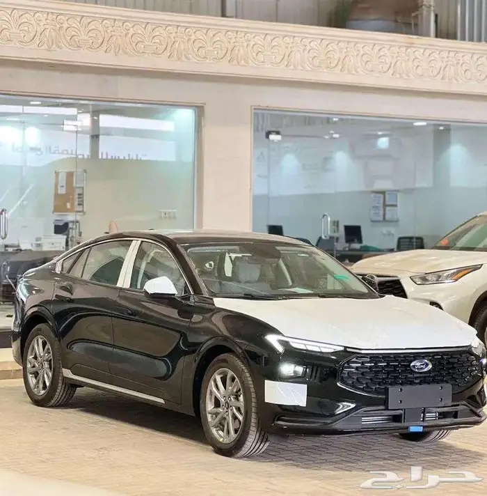 فورد امبيانتي وتريند وتيتانيوم 2026 5