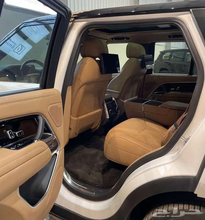 رنج روفر 2023 V8 فل كامل 8