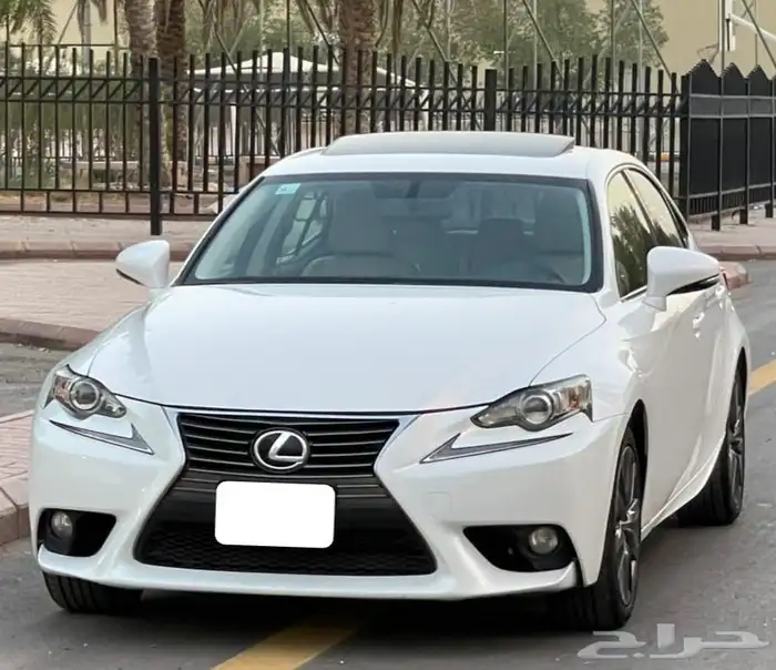 لكزس 2014 IS350 فل سعودي 0