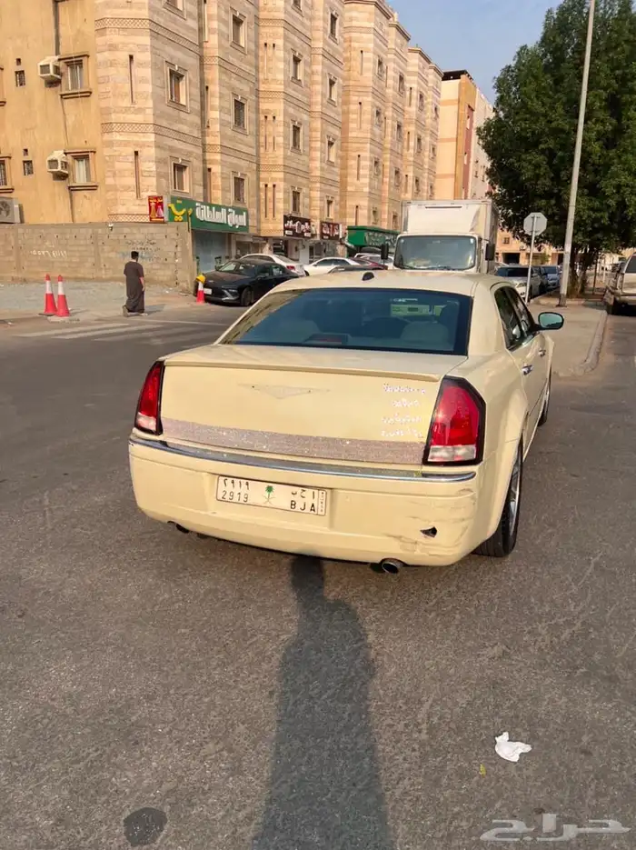 كليزلر للبيع موديل 2006 استماره مجدده رقم اللوحه شبه مميز 4