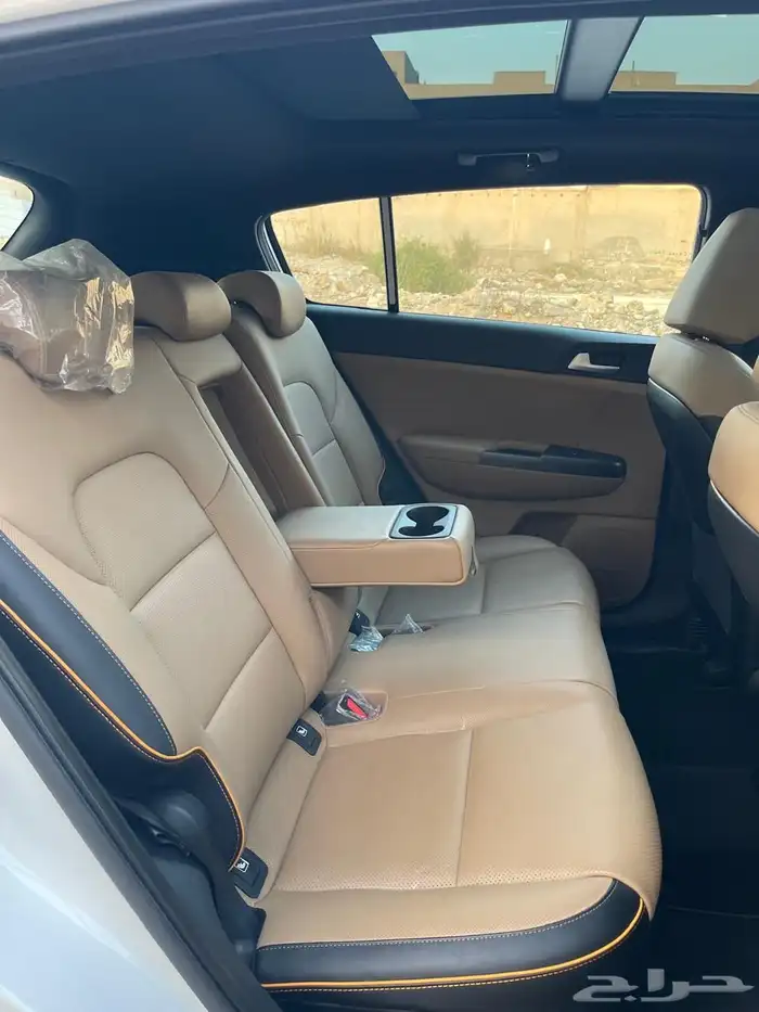 سبورتاج 2022فل كامل بنزين شبه جديد 24