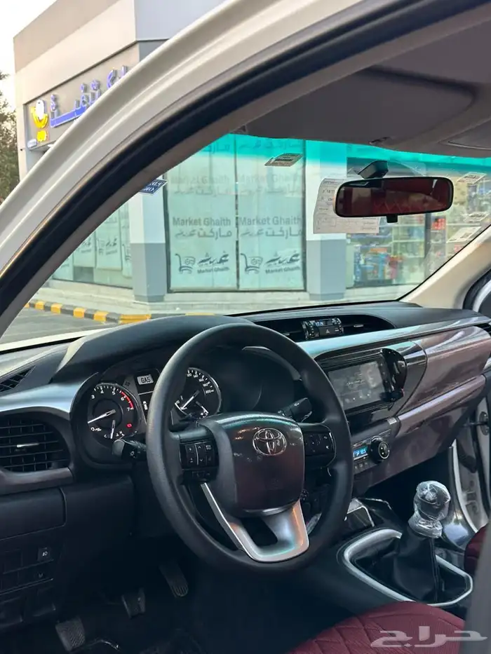 هايلوكس2022 GLx2 8