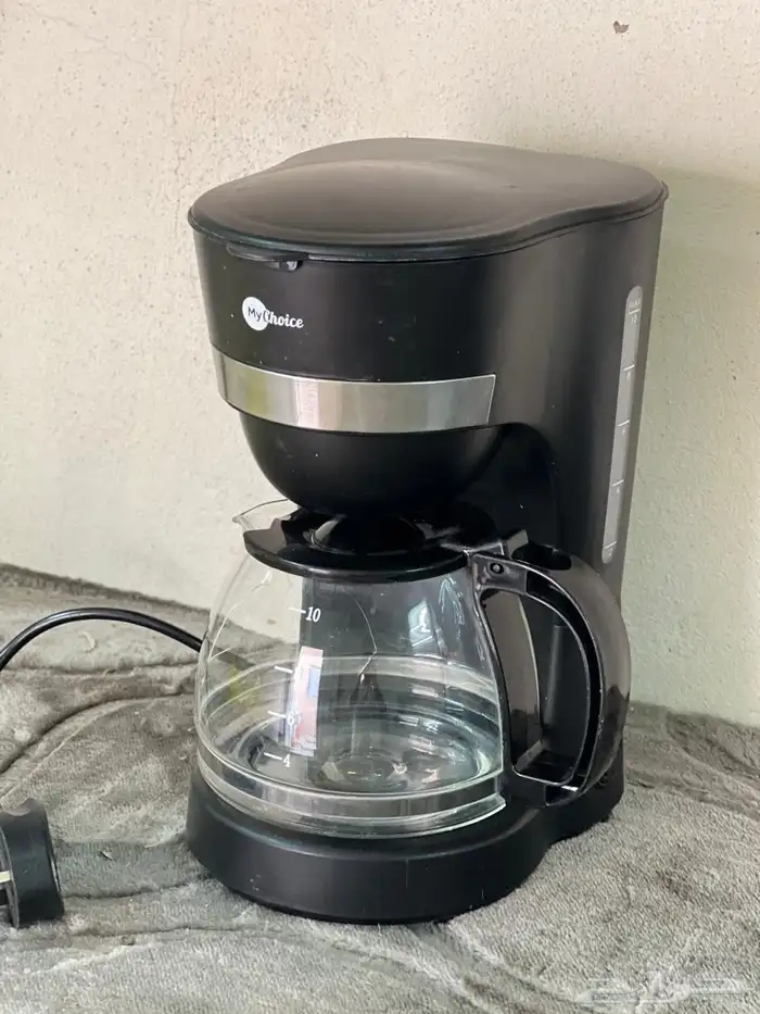 ماكينة قهوه سوداء 0