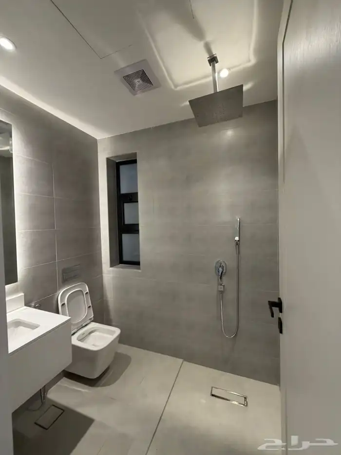 شقة روف مدينة الخبر حي البحر اطلاله دائمة على البحر 19