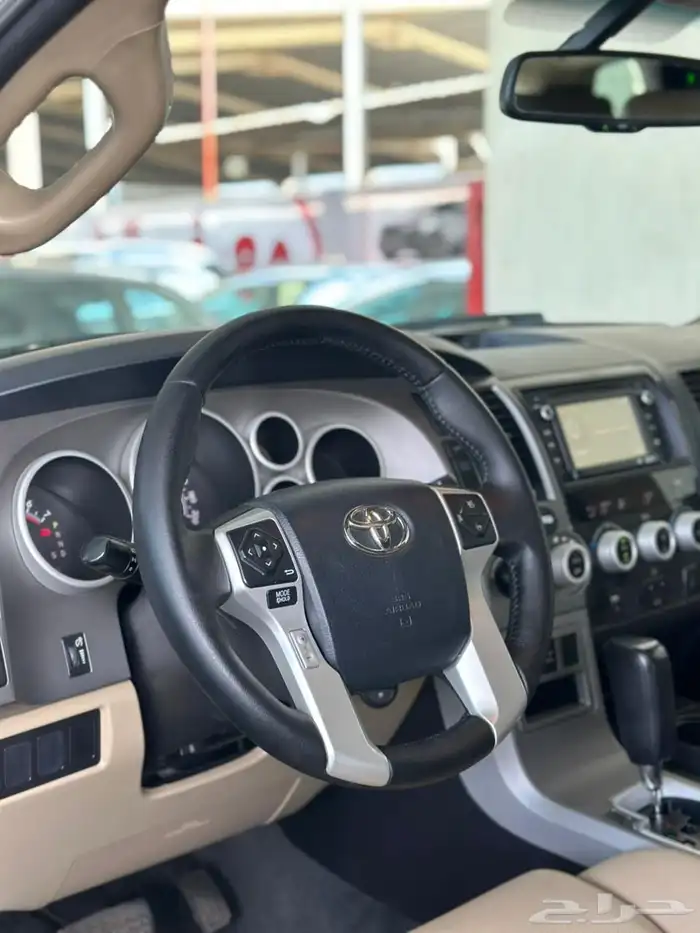 تويوتا  سكويا 2016 فل كامل دبل 8