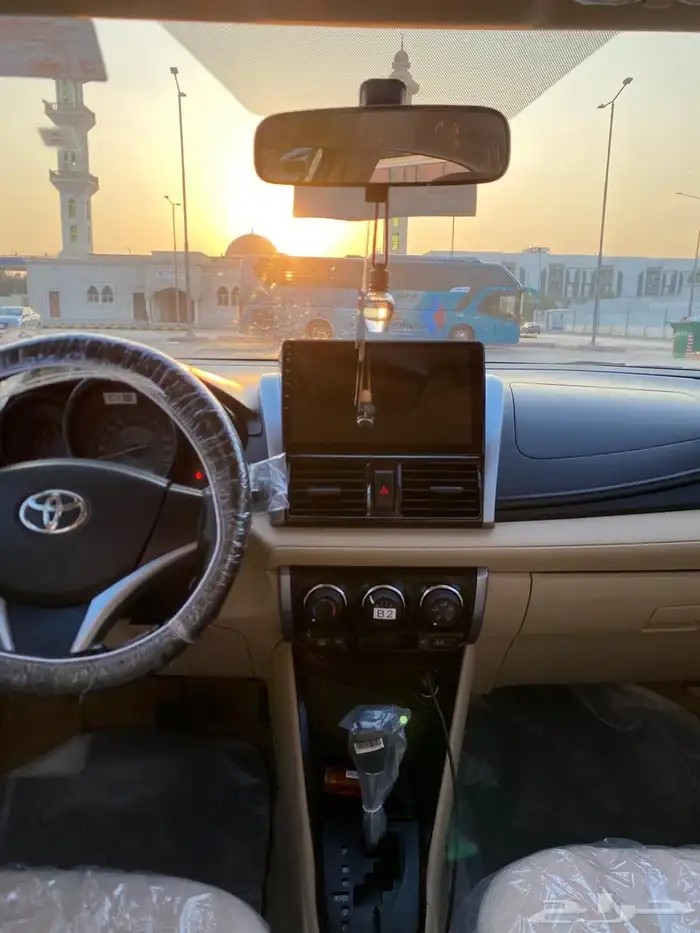 للبيع يارس 2015 نظيفه 23