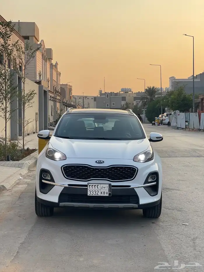 سبورتاج 2022فل كامل بنزين شبه جديد 9