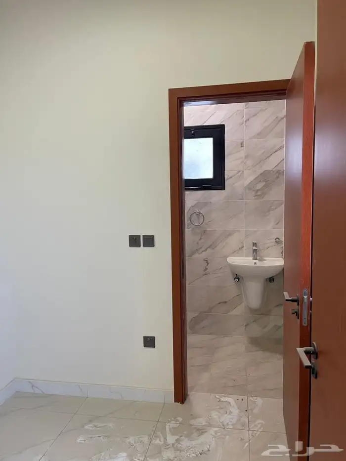 للإيجار فلة بالدمام حي الفرسان 17