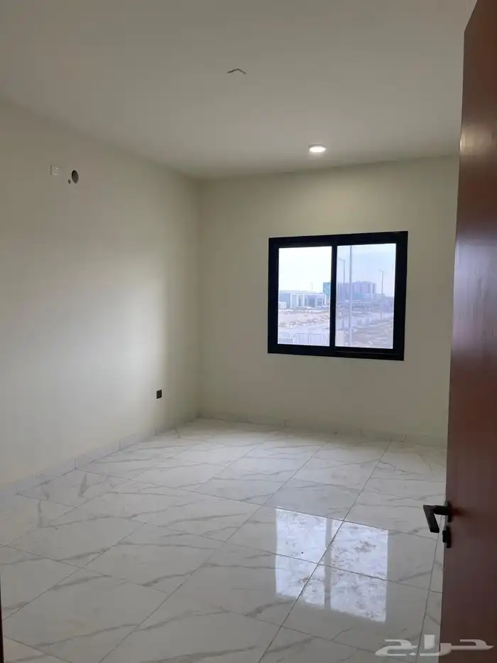 للإيجار فلة بالدمام حي الفرسان 11
