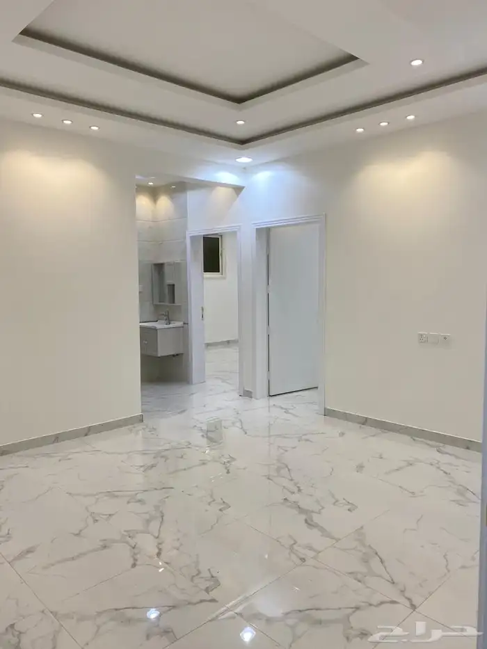 للايجار شقه بحي الضاحي 2