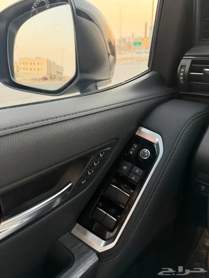 لاندكروزر GR 2022 10