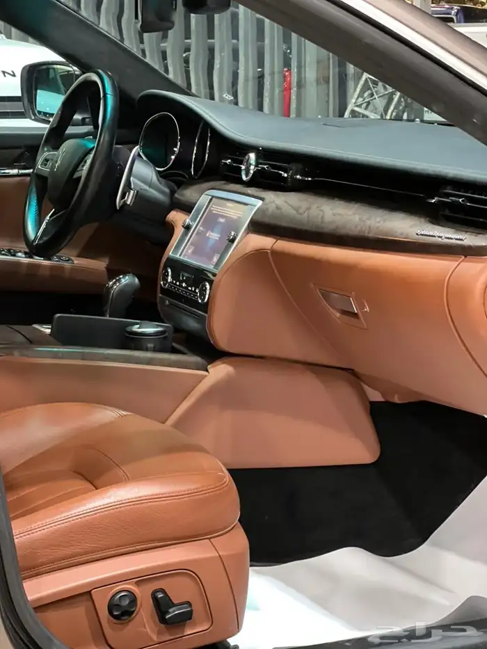 مازيراتي كواتربورتي GTS موديل 2014 6