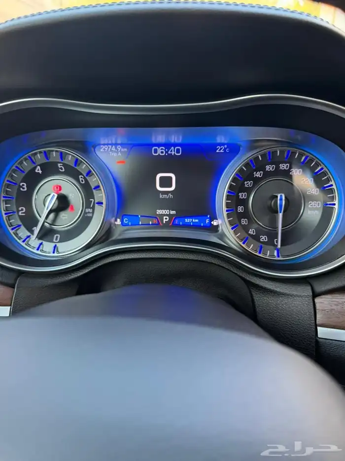 كرايسلر 300 لاكجري (منوه المستخدم ) ما شاءالله 11