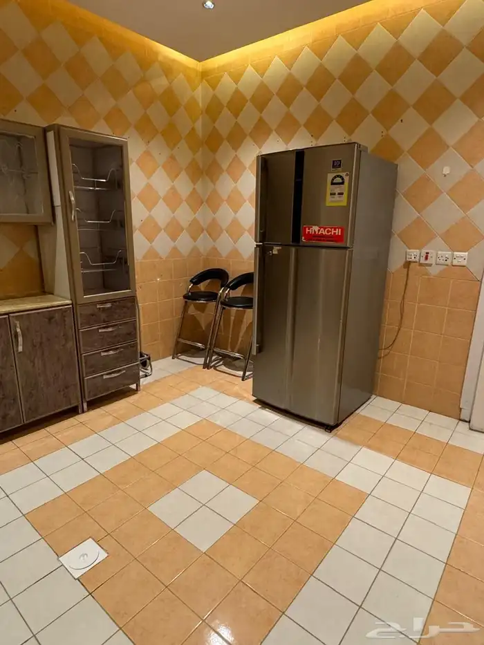 شقه غرفتين وصالة حي اليرموك 7