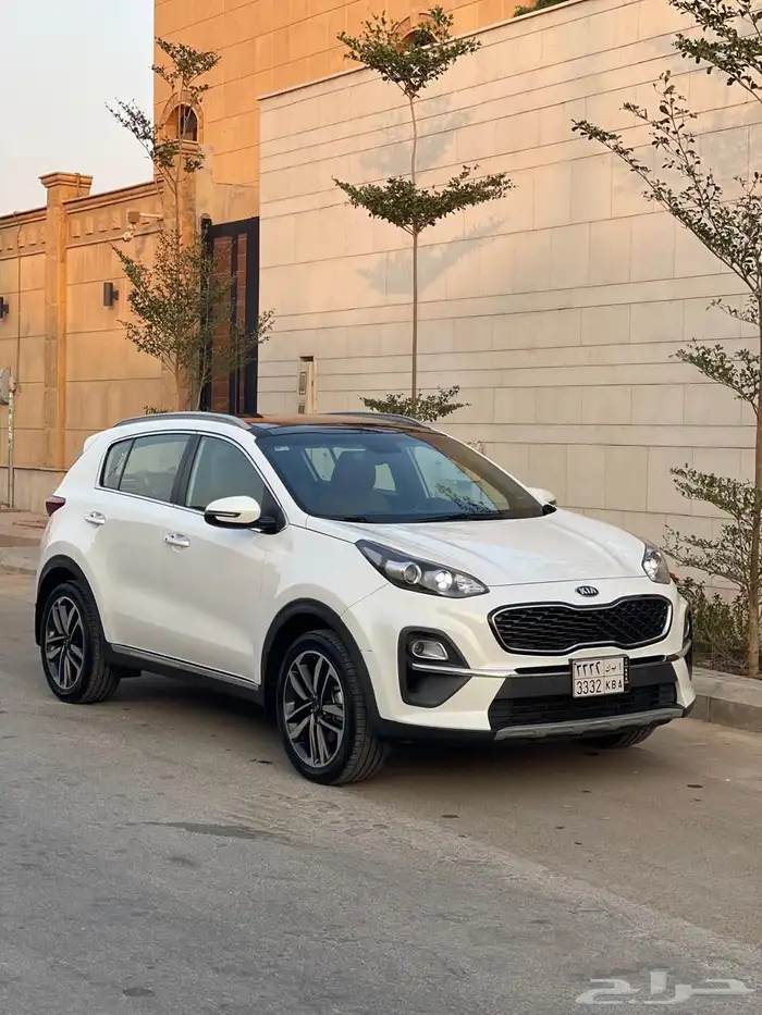 سبورتاج 2022فل كامل بنزين شبه جديد 7