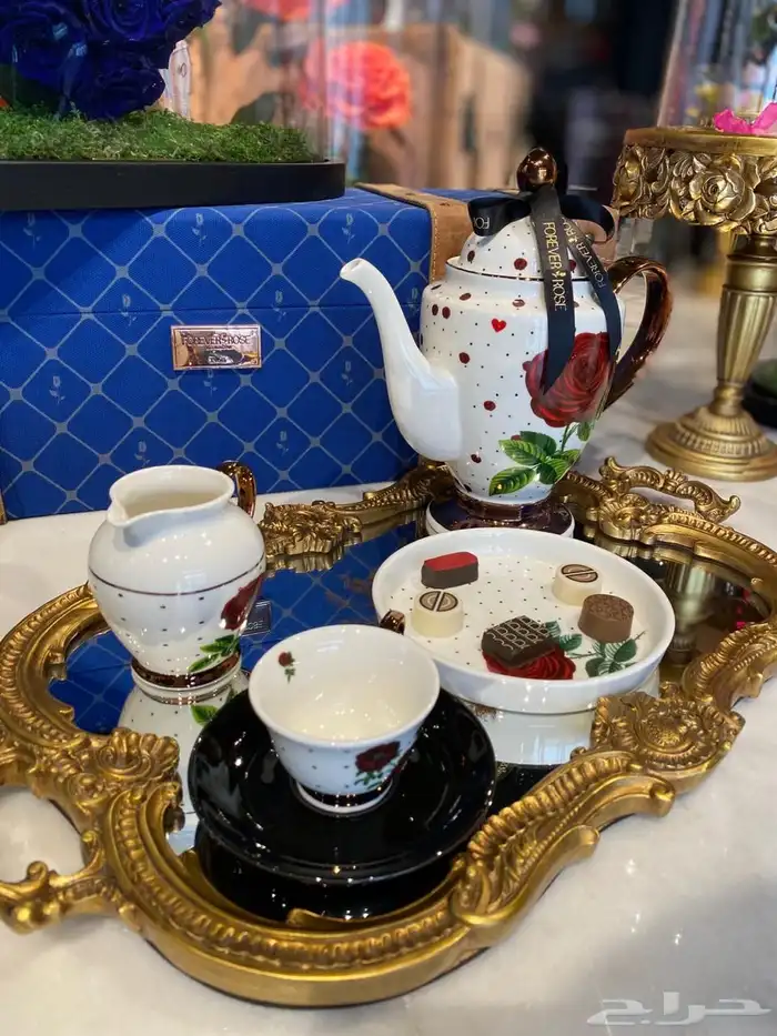 تقبيل محل ورد 44