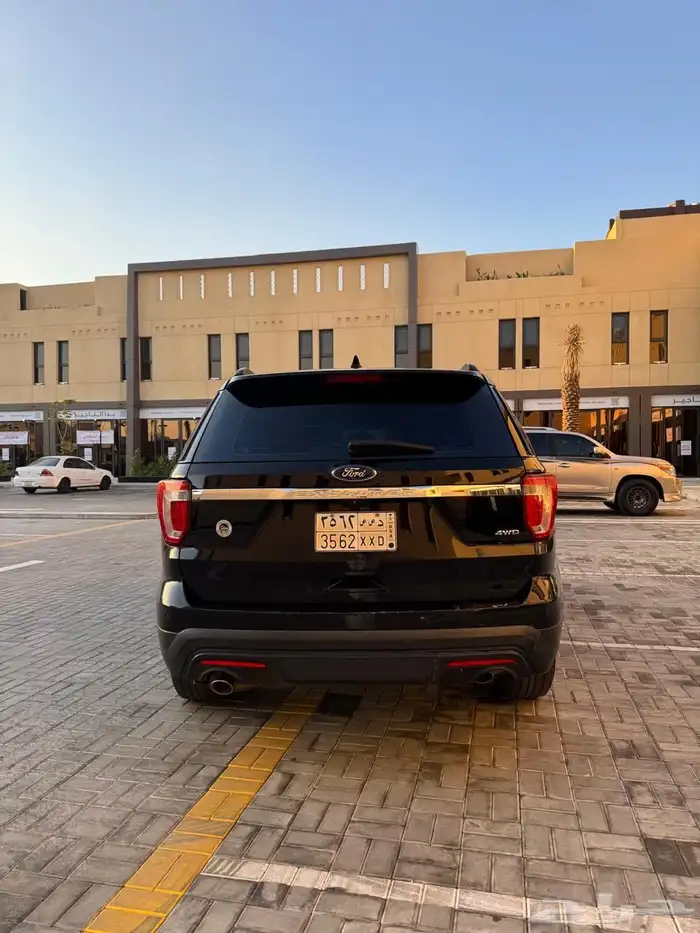 اكسبلور 2017 استاندر دبل 5