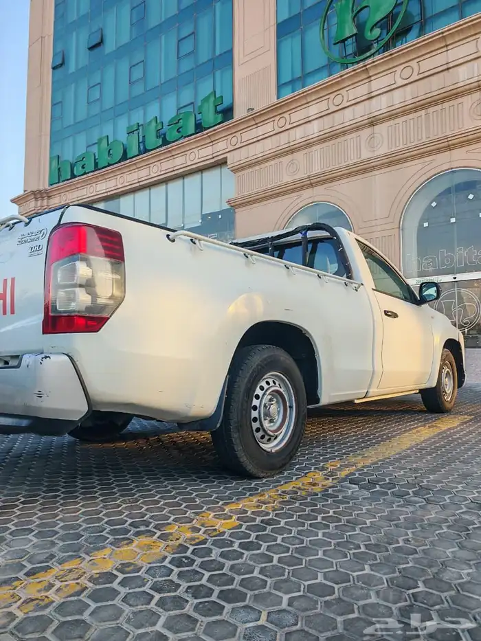 بكب ايسوزو و ميتسوبيشي غمارة وغمارتين ديزل 50