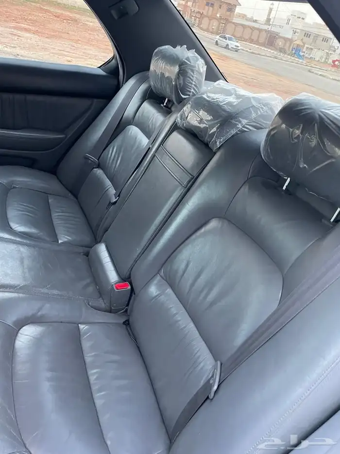 لكزس LS400 موديل 1999 5