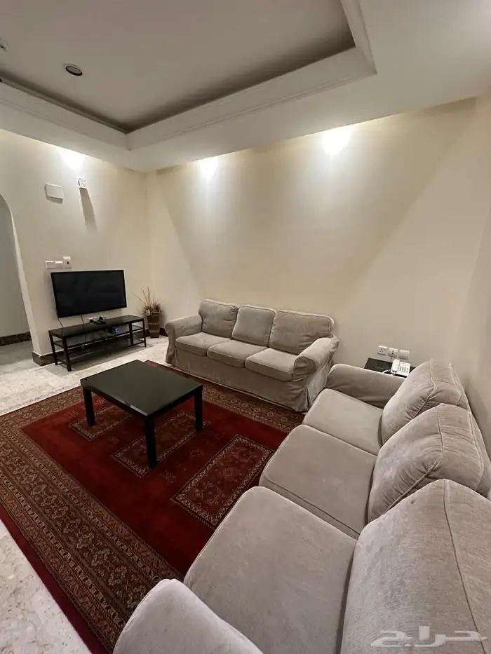 شقق مفروشه فندقية احجام مختلفة 2500 شهري 3