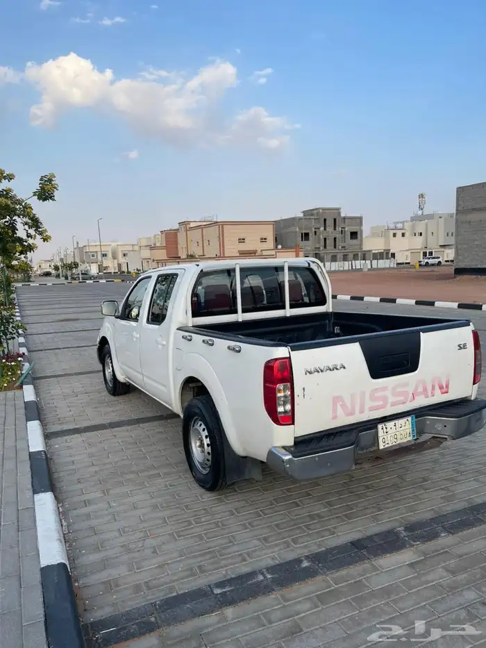 نيسان نافارا 2014 2