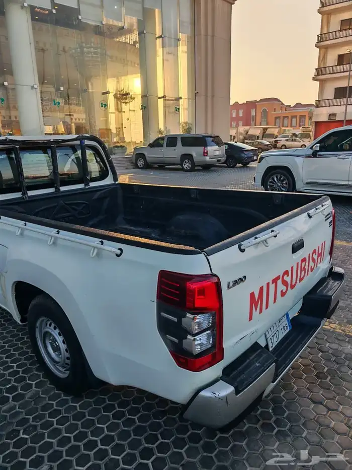 بكب ايسوزو و ميتسوبيشي غمارة وغمارتين ديزل 51