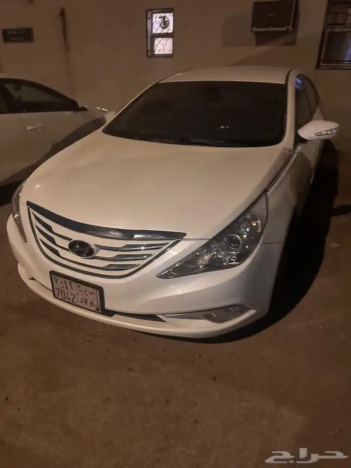 سوناتا 2011نص فل نظيفة مرشوش تجميلي مسيومة 16 يبي20 3