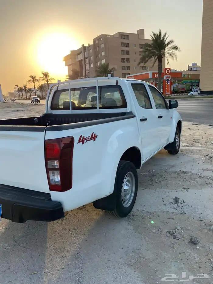 ايسوزو ( دبل ) موديل 2024 ستاندر 8