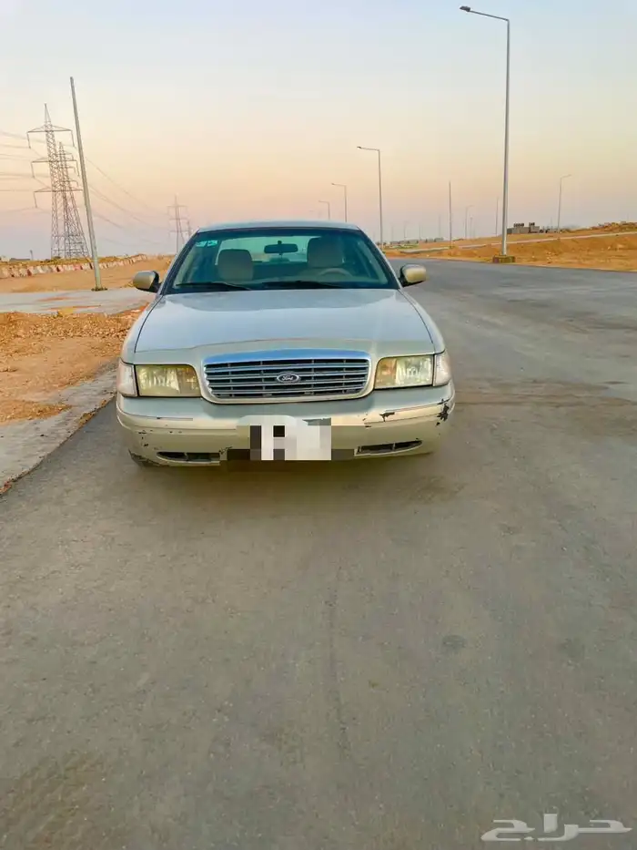 فورد فكتوريا 2011 4