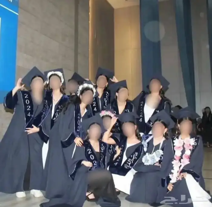 عبايات تخرج المهاء شغل مضمون ومرتب وبسعار مناسبه تفصول انيق 8