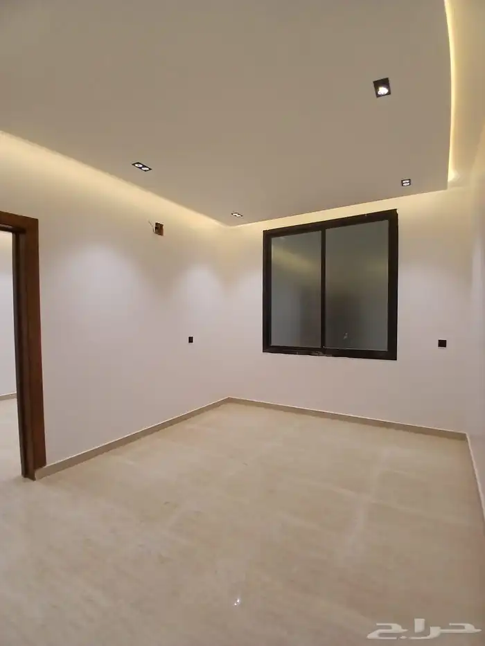 شقه جديدة للبيع في حي السعادة 520 الف 3