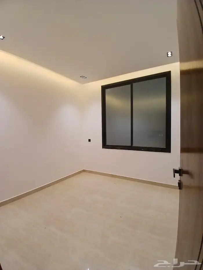 شقه جديدة للبيع في حي السعادة 520 الف 5