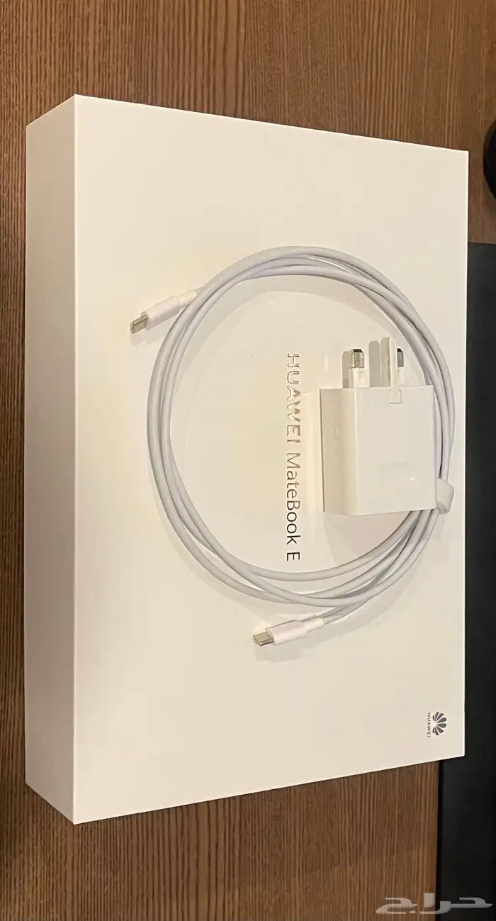 هواوي مايت بوك اثنين في واحد 1