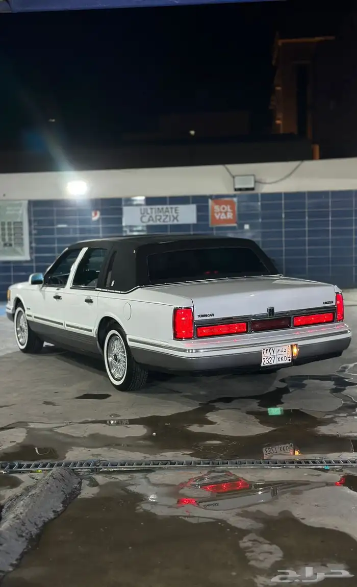 لنكولن تاون كار 1996 بحالة الوكالة مخزن 15