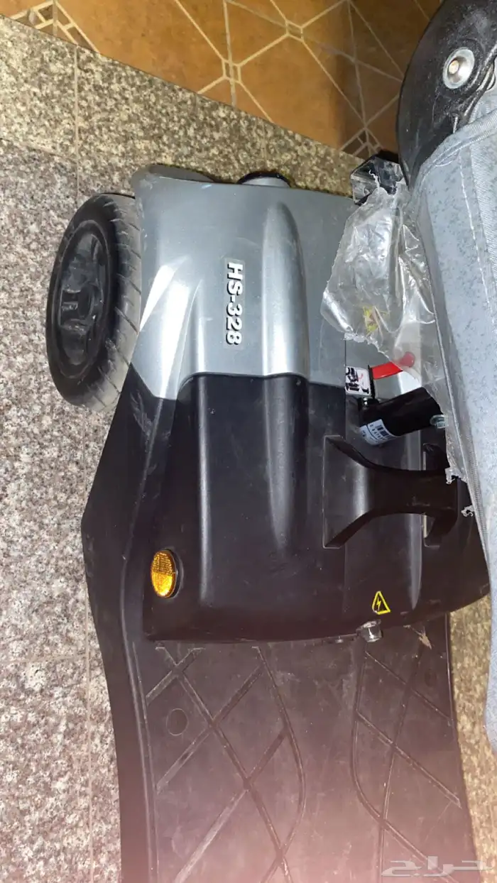 سكوتر مريح لمن هم ذوي الاحتياجات الخاصه 2