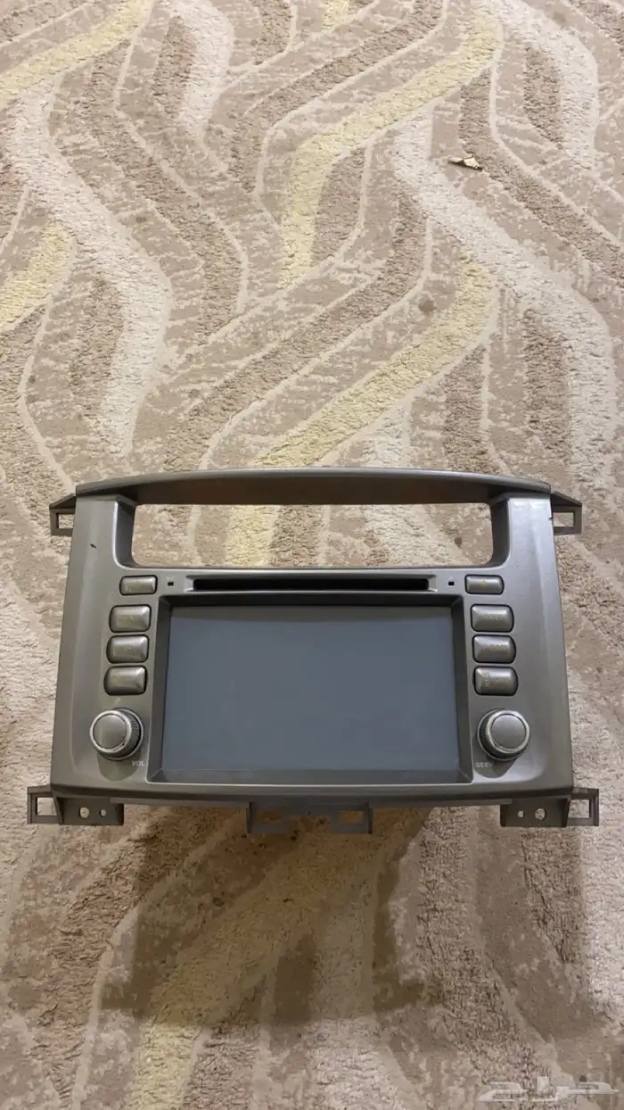 للبيع شاشه لاندكروزر 2006 نظيف 0