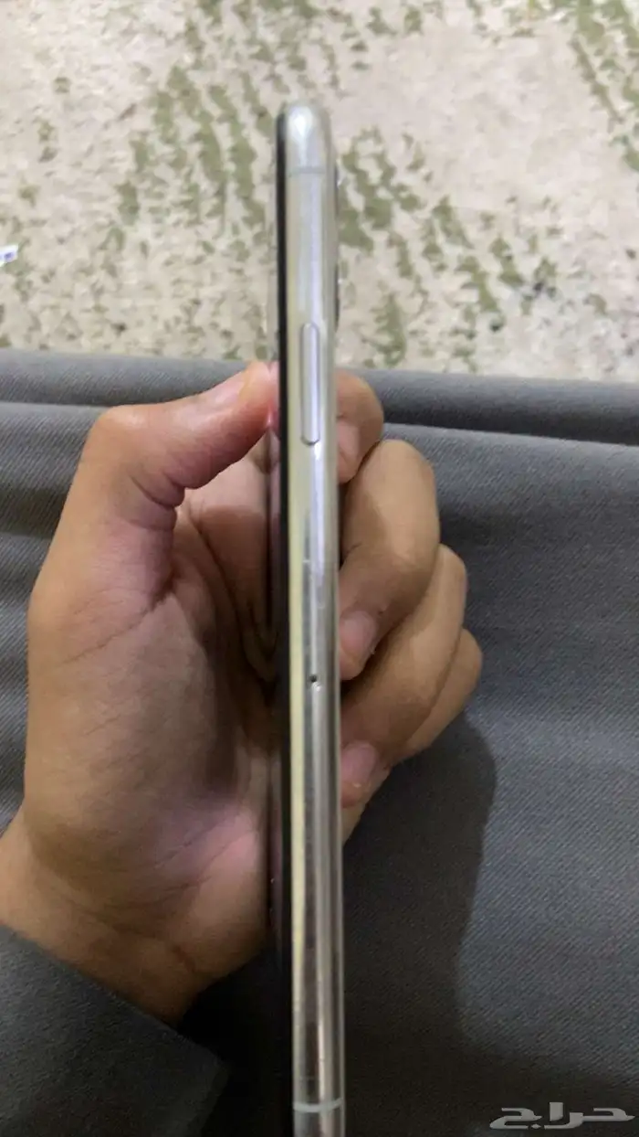 جوال ايفون 11 برو ماكس 2