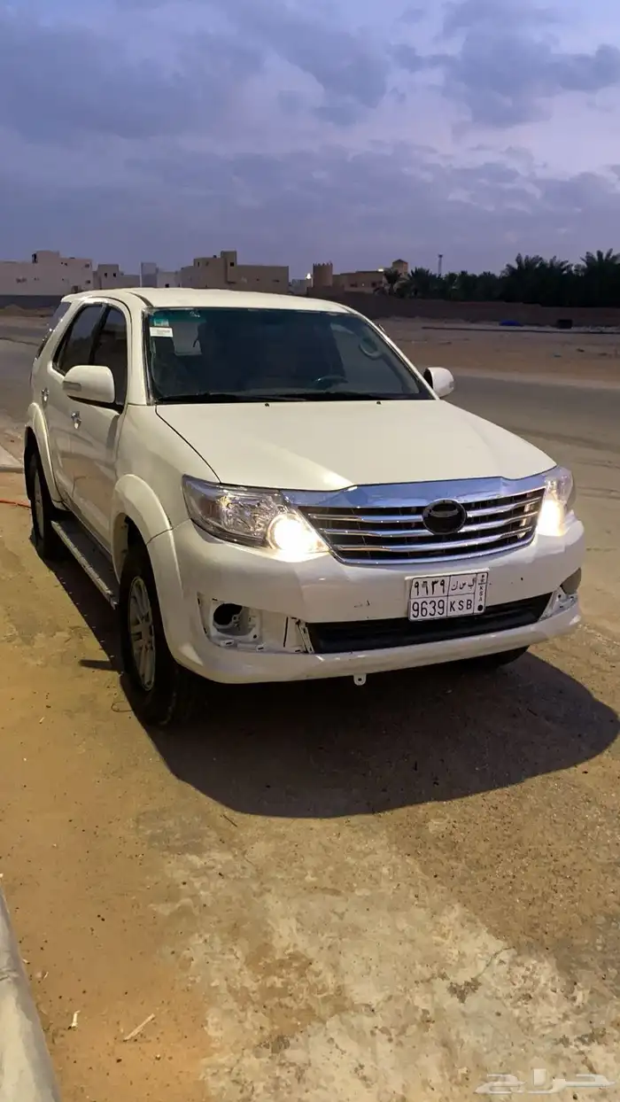 فورتشينر 2012مخبط 0