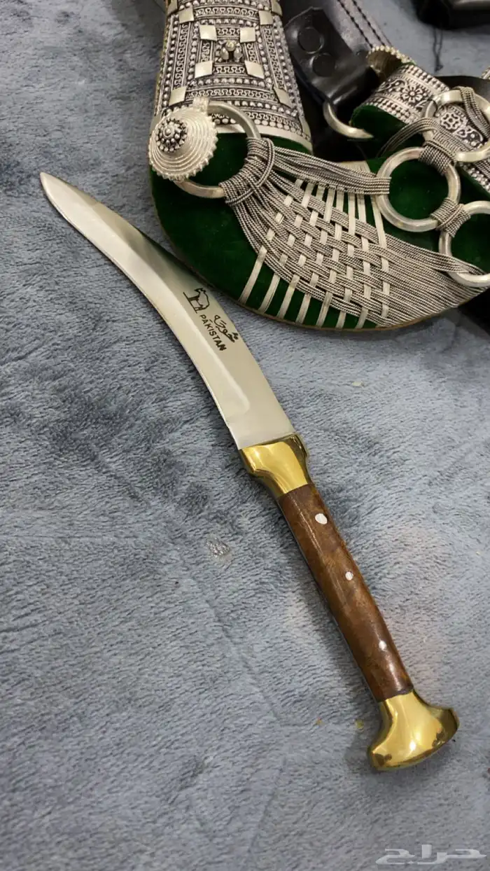 جنبيه قرن فضه للبيع . 2